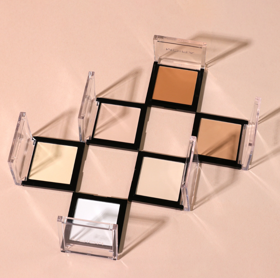 Cosmetics Lavish Pressed Finishing Powder