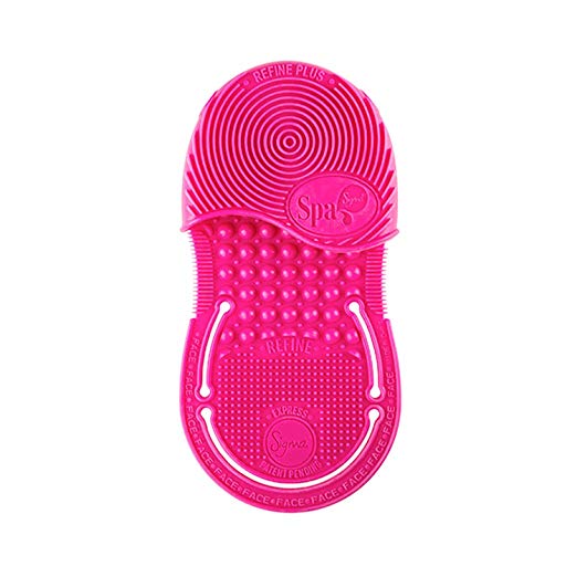 Sigma Beauty Spa® Express Brush Cleaning Glove - ADDROS.COM