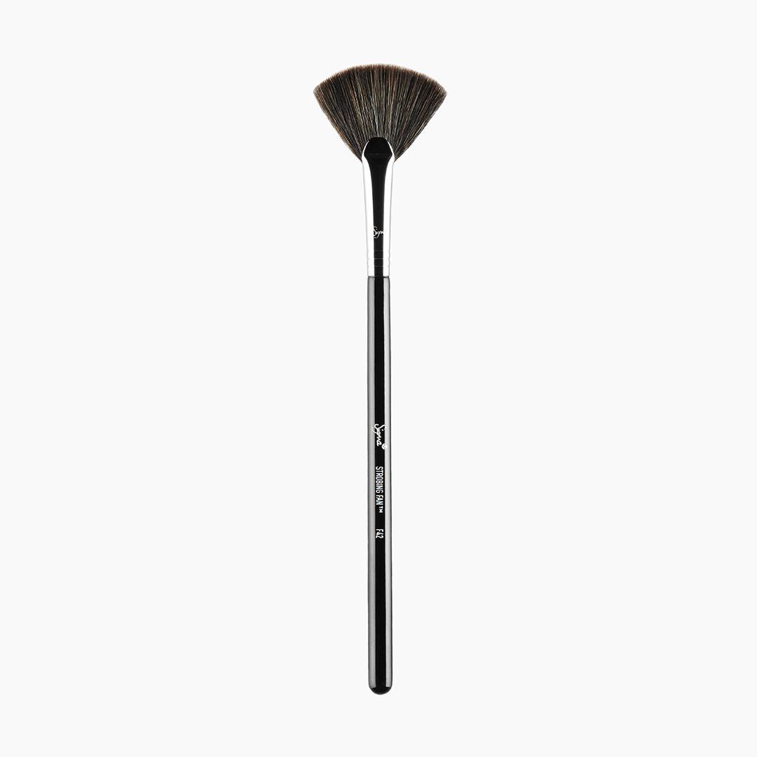 Sigma Beauty F42 - Strobing Fan - ADDROS.COM