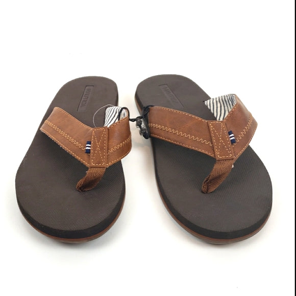 Nautica men's flip flop BROWN. NAME-CLARK