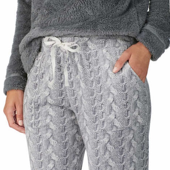 Ladies Cozy Fleece Gray Lounge Pajama Set