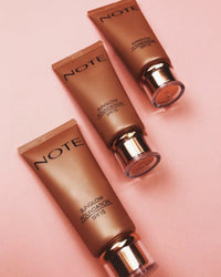 NOTE COSMETICS  | Sun Glow Foundation, SPF 15 - Bronze NO. 20