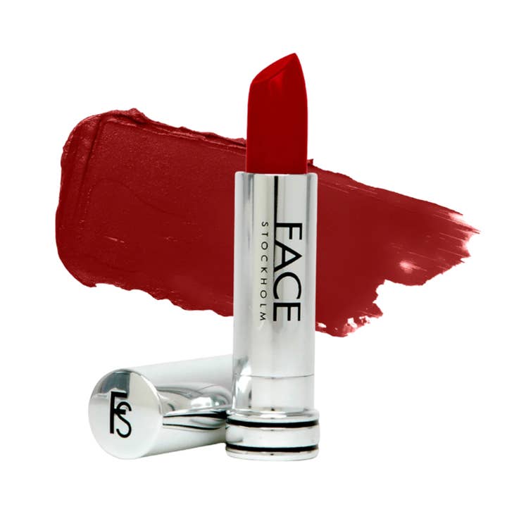 FACE Stockholm Cream Lipstick -- Look
