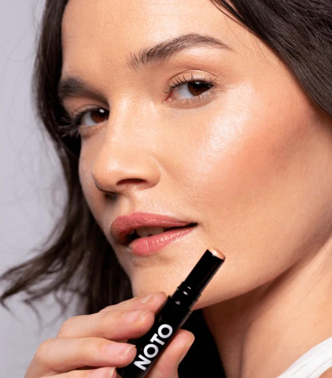 NOTO Botanics - Organic Hydra Highlighter Stick (For Face + Body)