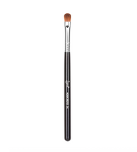 Sigma Beauty E54 Medium Sweeper Makeup Brush