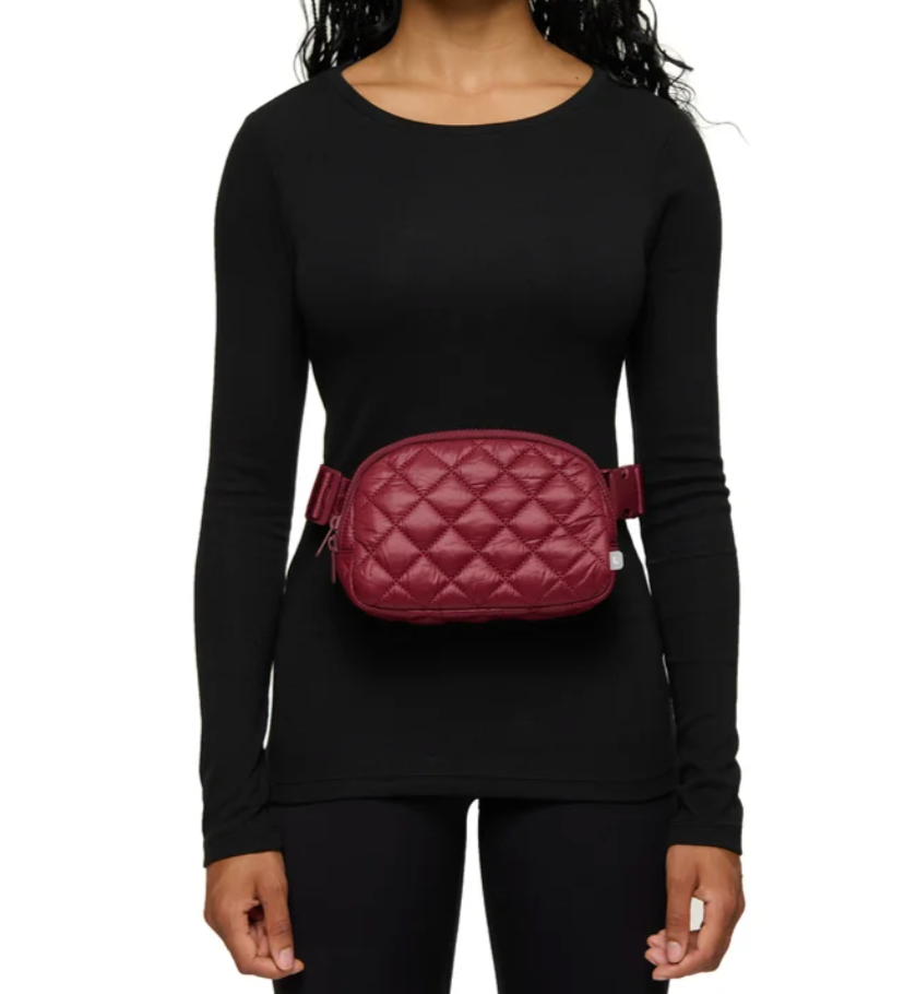 Lolë Unisex Quilted Belt Bag