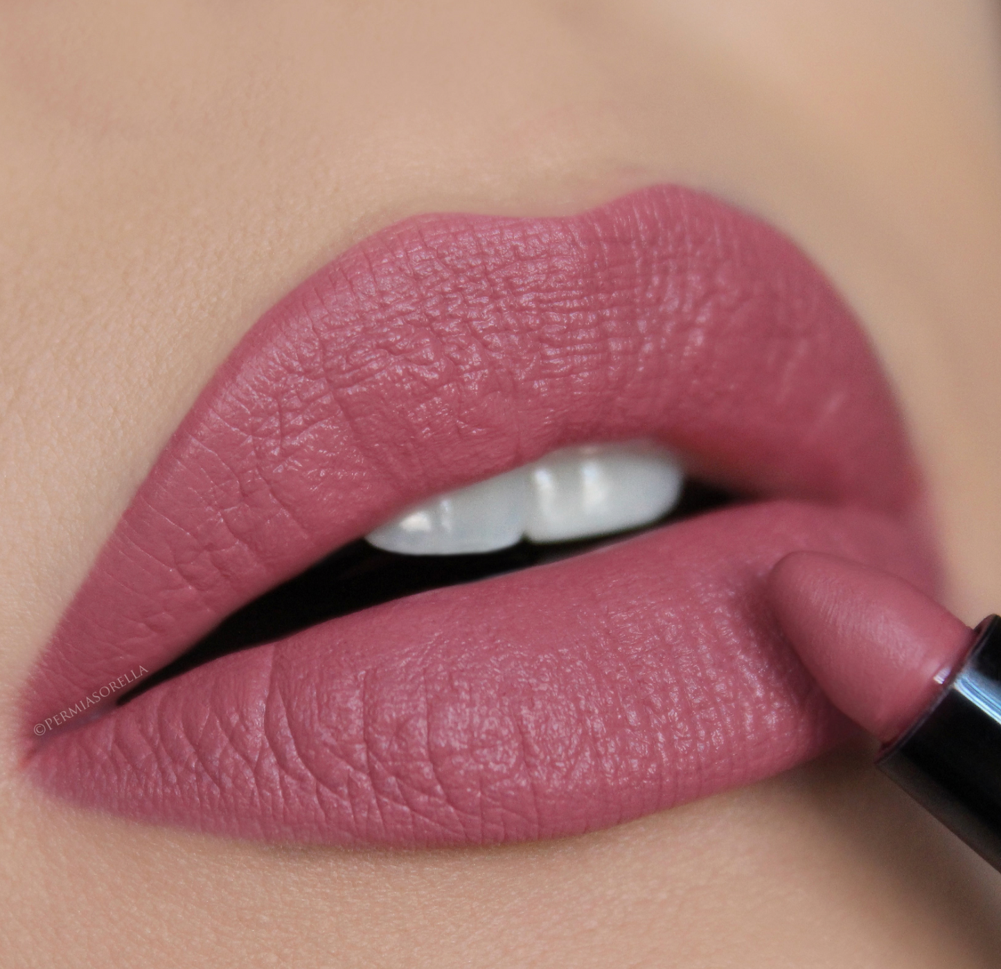 Youngblood Mineral Cosmetics Mineral Crème Lipstick