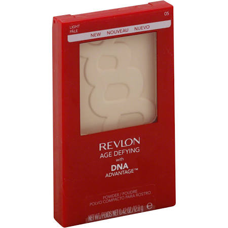 Revlon Age Defying with DNA Advantage Powder, 05 Light - ADDROS.COM