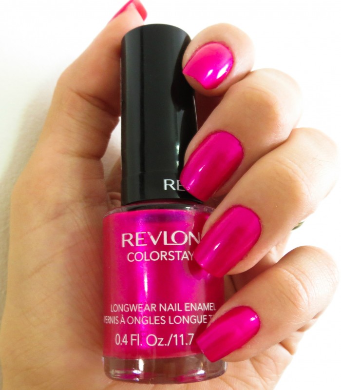 REVLON Colorstay Nail Enamel, Wild Strawberry 070 - ADDROS.COM